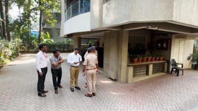 Investigation Officer At Saif Ali Khan House