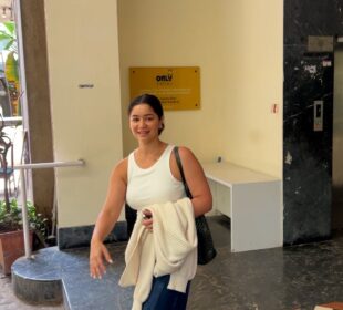 Sara Tendulkar Spotted In Bandra