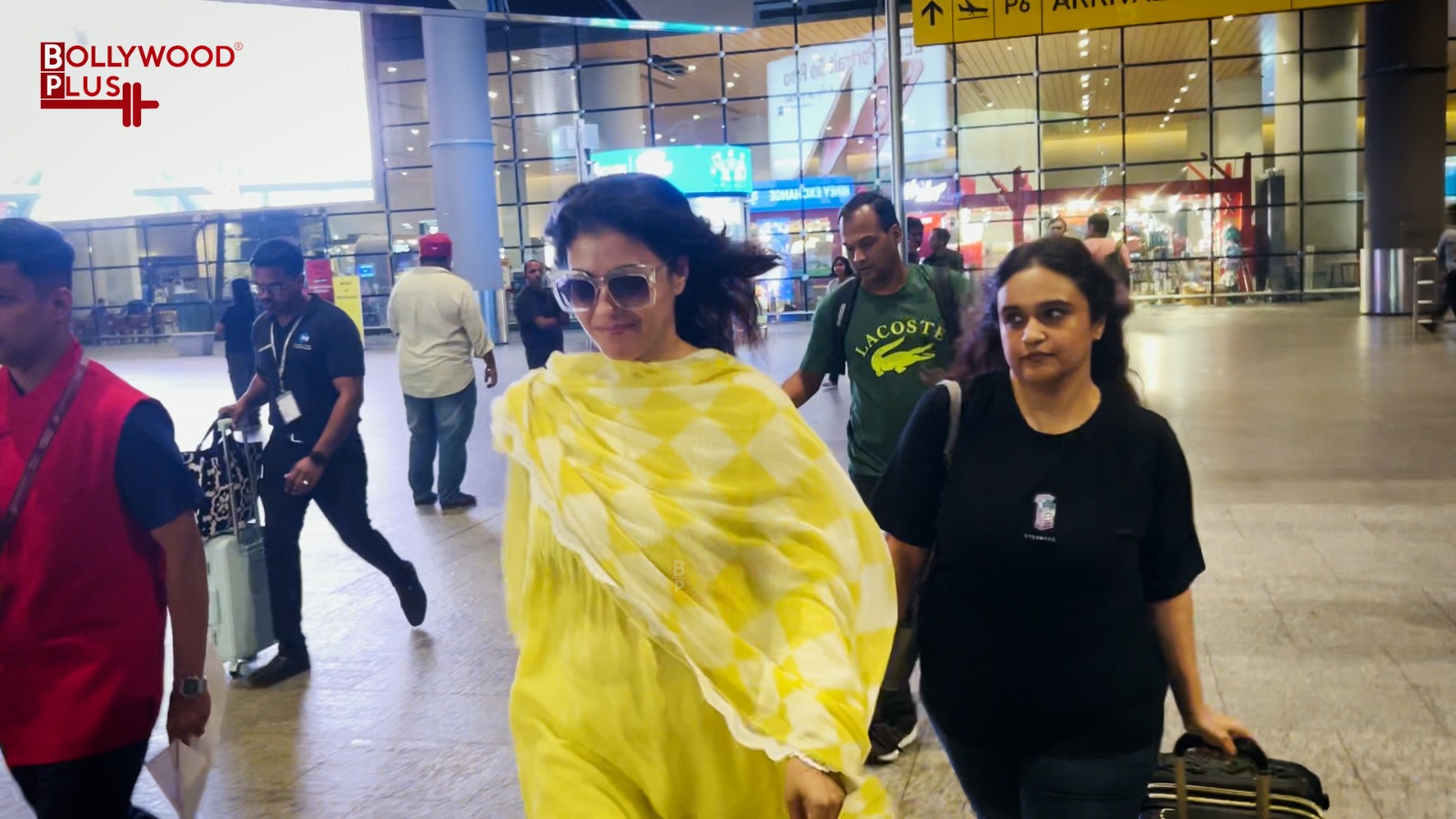 Bollywood actress Kajol was spotted at the Mumbai airport