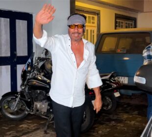 Jackie Shroff Spotted At Bandra