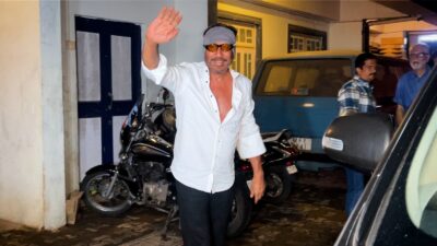 Jackie Shroff Spotted At Bandra