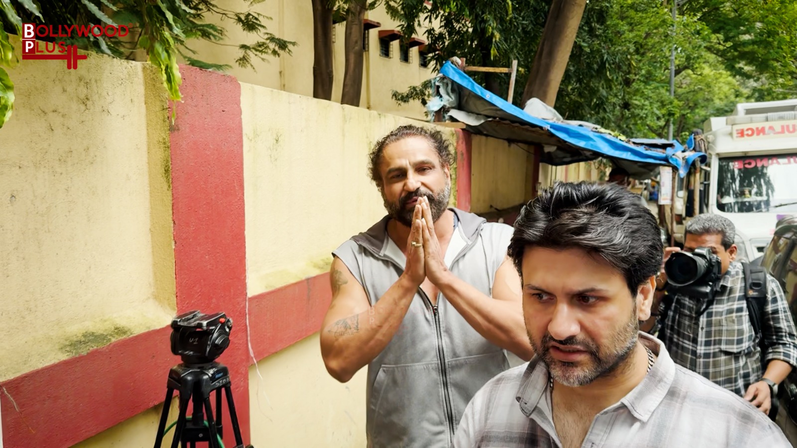 Shefali Jariwala Passes Away Parag Tayagi's Visit to Cooper Hospital